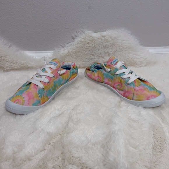 NWT Tommy Bahama Multicolor Tie Dye Shoes Slip On Sneakers, Size 10 - Picture 4 of 8
